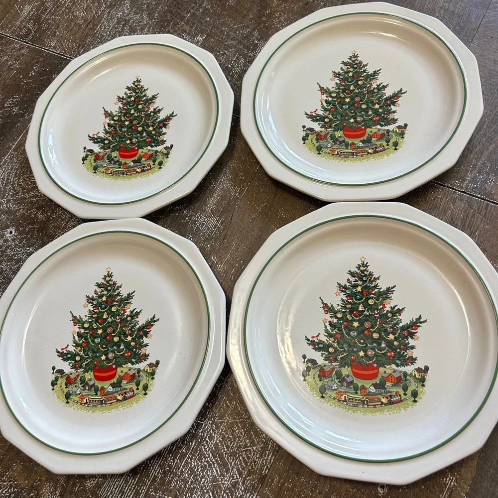 Vtg Pfaltzgraff Christmas Heritage Stoneware 10in Dinner Plates Set of 4 Tree